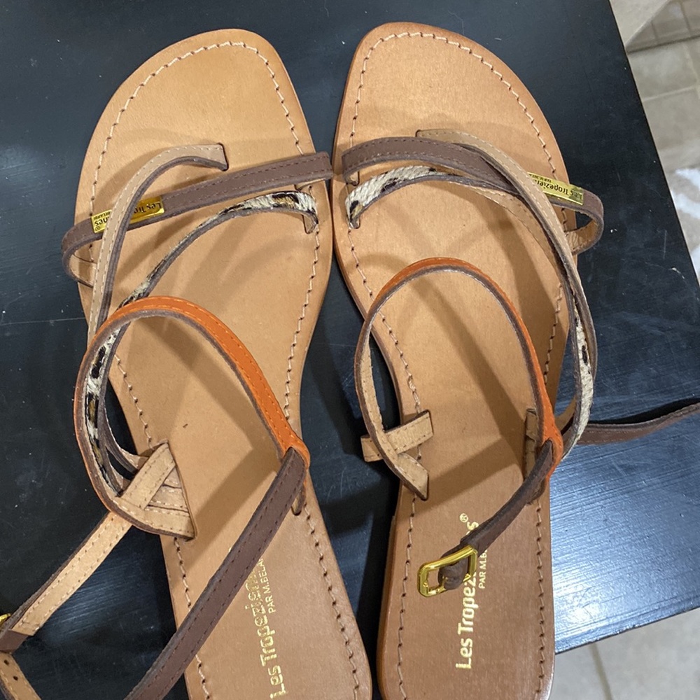 Multi color flat sandals. - Picture 3 of 3
